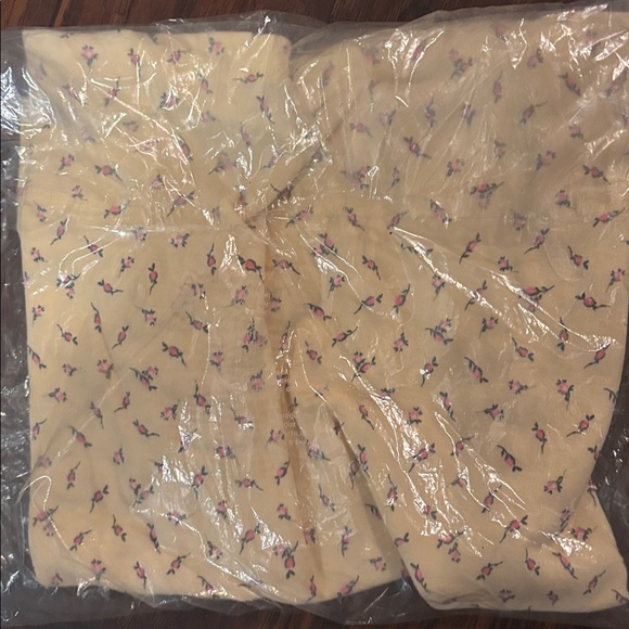 VS PINK PRETTY PERFECT CAMI - Picture 6 of 9